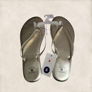 Shade & Shore Gold Women's Flip Flops Size 6